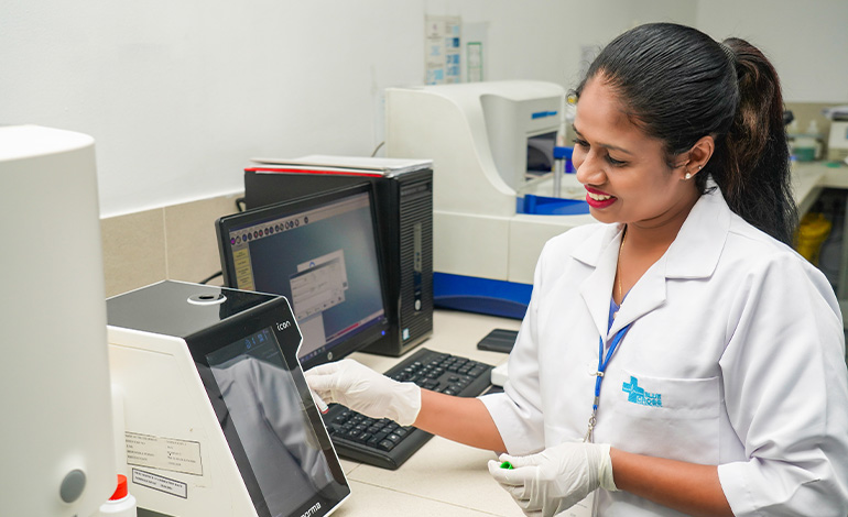 Lab Technicians
